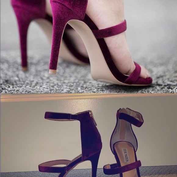 Steve Madden double strap velvet stiletto heels - Picture 2 of 2